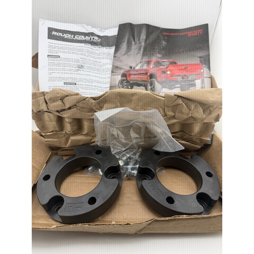 Rough Country 2 Inch Leveling Kit Toyota Tacoma 2WD/4WD 2005-2023